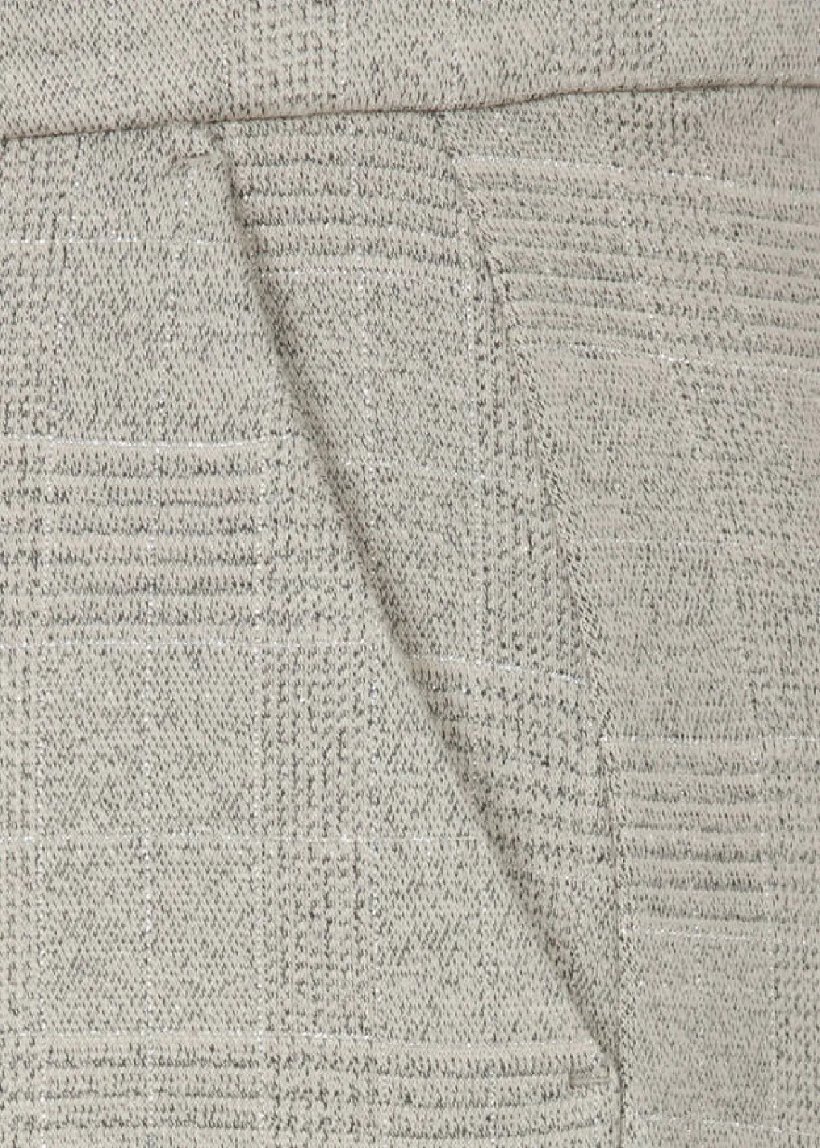 Karierte Hose mit weiten Beinen