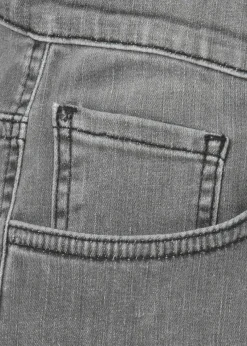 Moderne Schlagjeans in unifarbenem Design