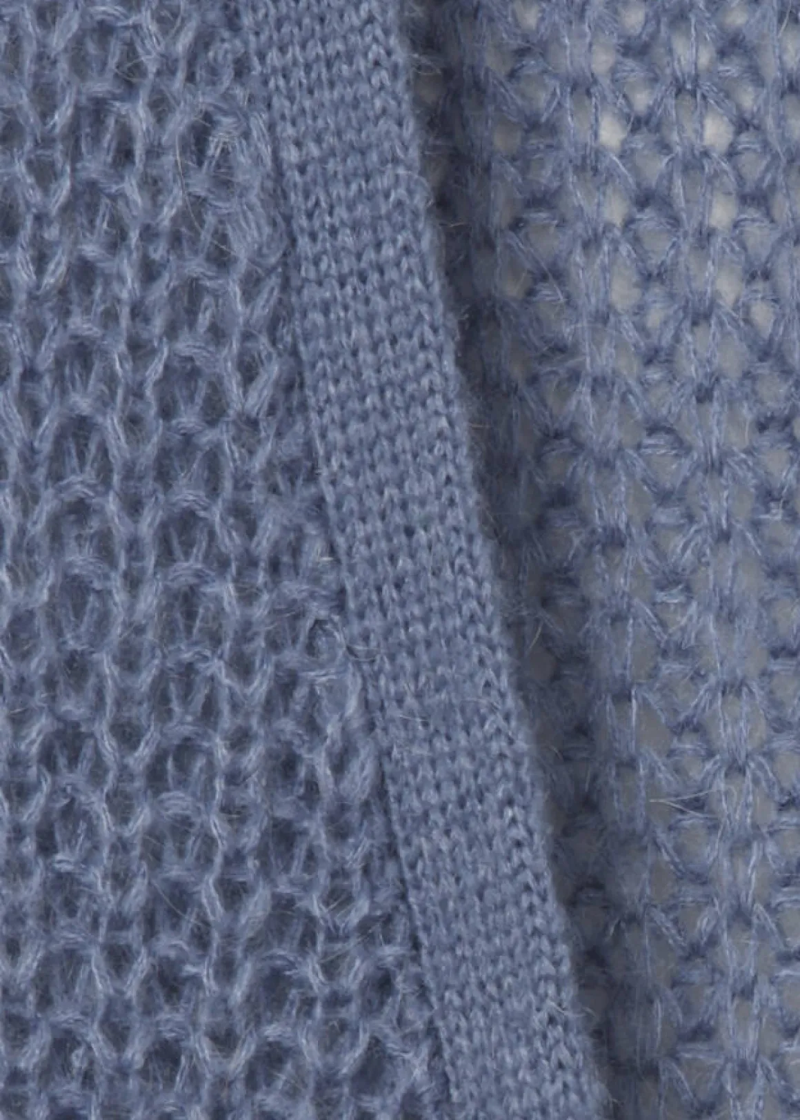 Modische Strickjacke aus unifarbenem Stoff