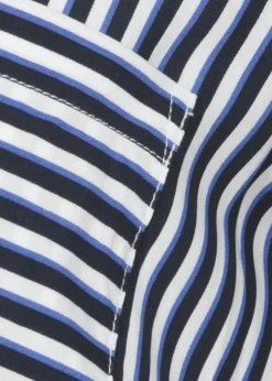 Zeitlose Langarmbluse mit Allovermuster